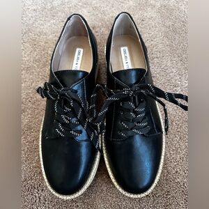 NWOT - Chelsea & Violet Penny Leather Platform Lace-Up Shoes Size 9